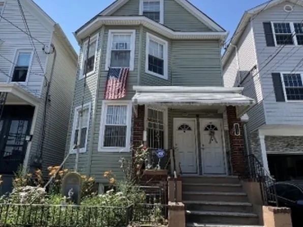 916 South St, Elizabeth City, NJ 07202