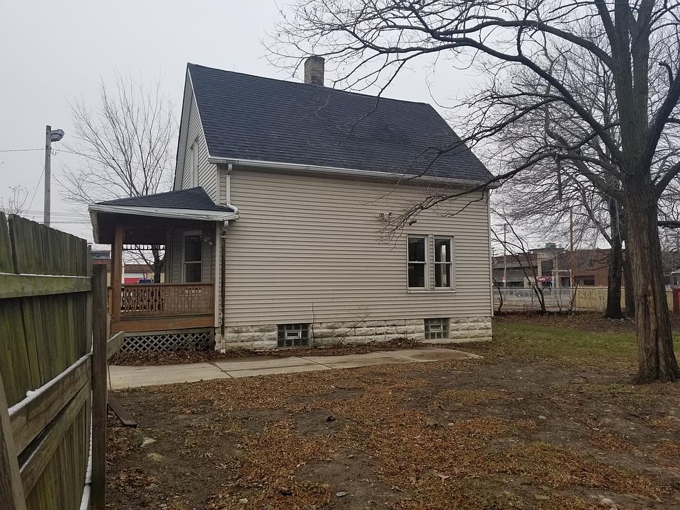 2nd image of 1496 W 112th St