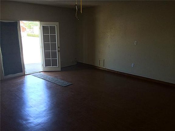 5th image of 12472 Robert Dahl Dr