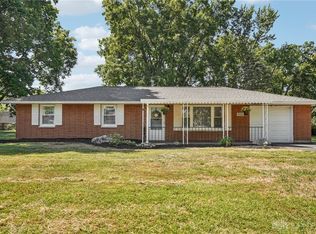 2983 Valleyview Dr, Fairborn, OH 45324
