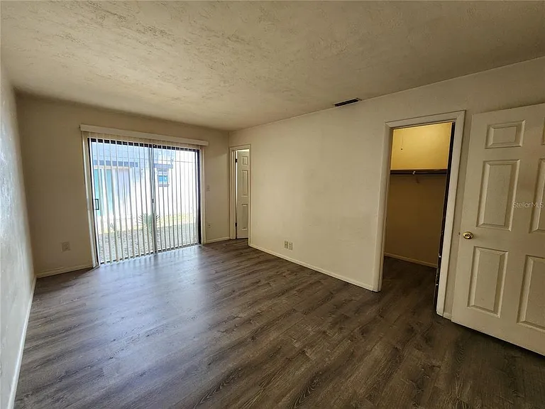 7012 SW 6th Pl #C — Photo 3