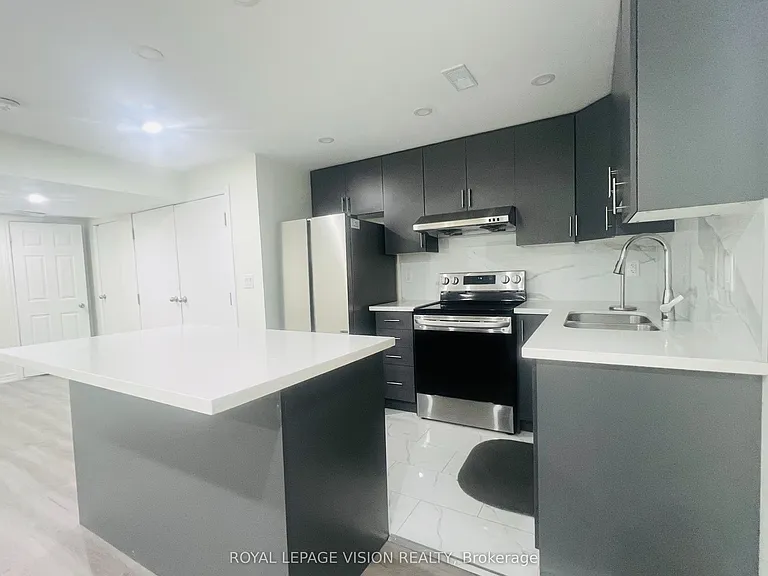 25 Gabrielle Cres #BASEMENT — Photo 11