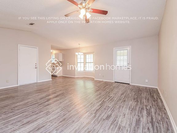 4th image of 912 Meadowdale Dr