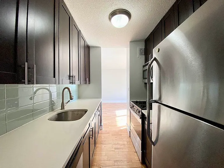 301 W 130th St #2J — Photo 1