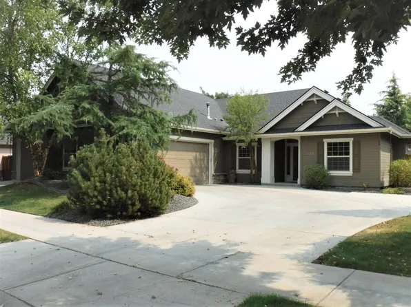 1505 E Daylesford Dr, Eagle, ID 83616
