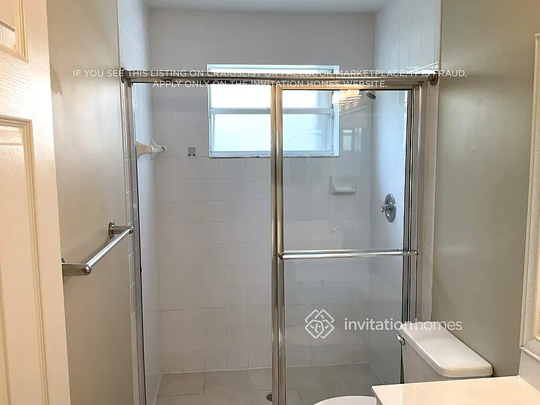 6111 NW 58th Way — Photo 18