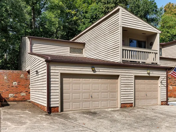 116 Kimrose Ln, Broadview Heights, OH 44147