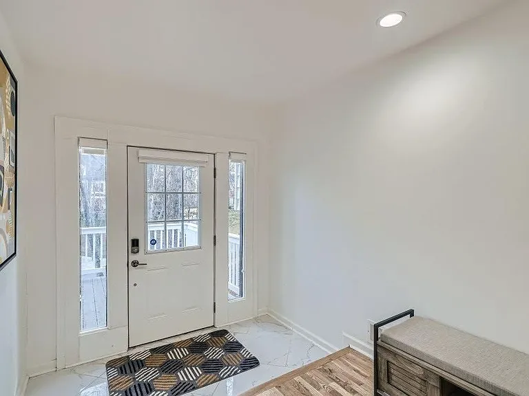 4438 Glengary Dr NE — Photo 22
