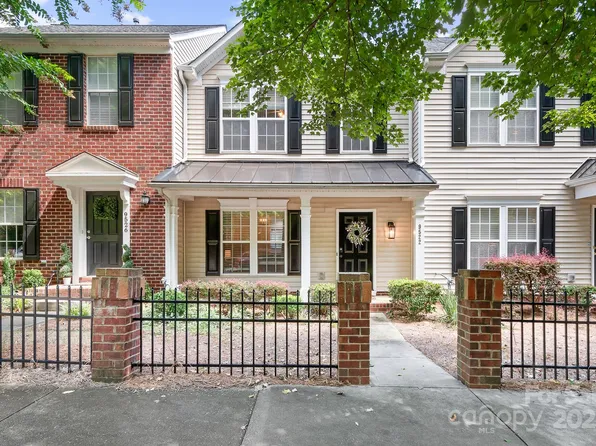 9522 Cadman Ct, Cornelius, NC 28031