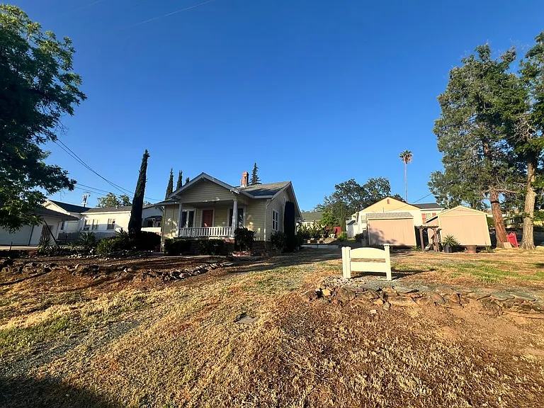314 S Arroyo Seco St — Photo 6