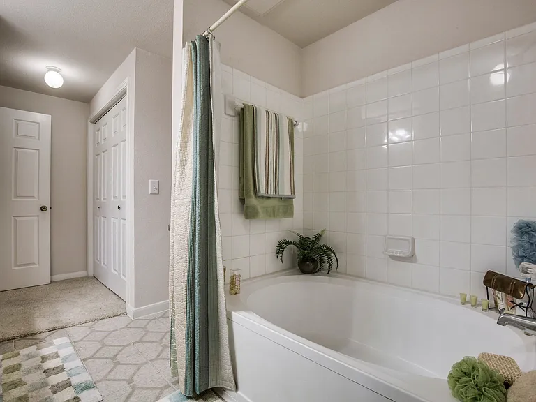Augusta North Houston — Photo 15