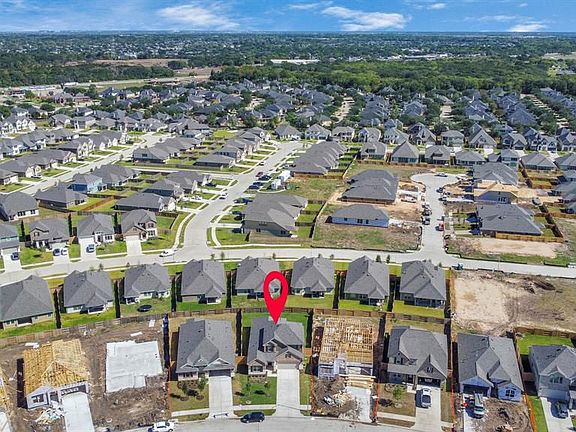 3rd image of 4707 Preservation Oaks Ln