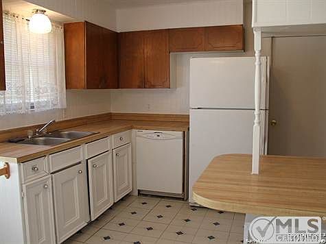 5th image of 7910 Quirt St