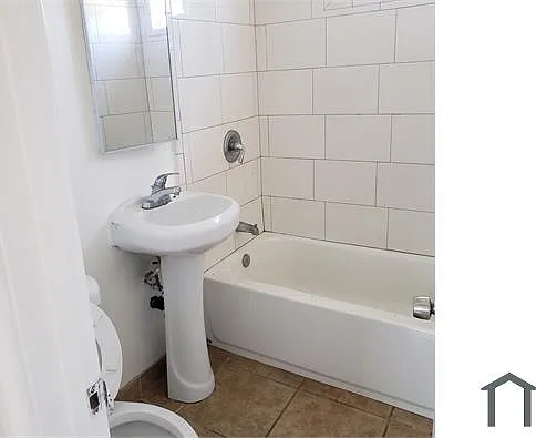 8102 Compton Ave — Photo 5