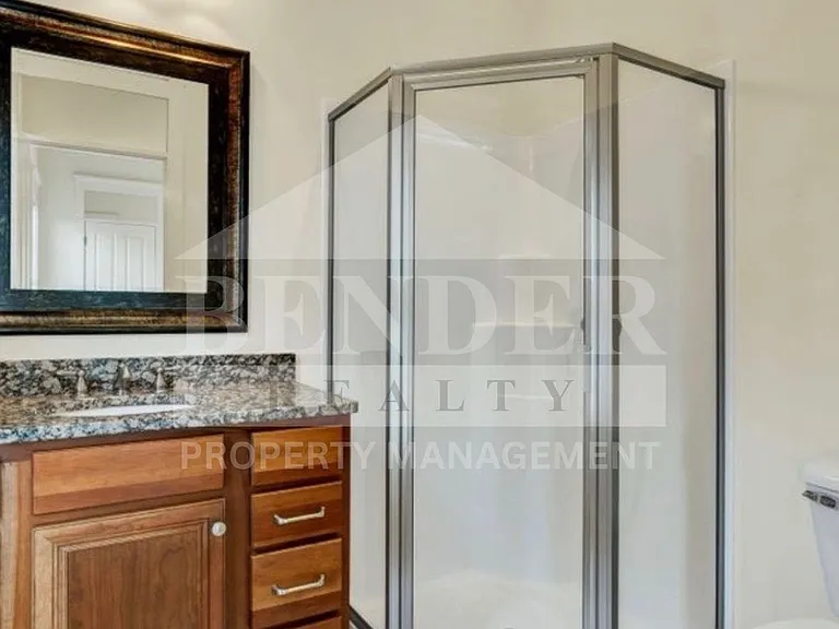 2405 Spring Creek Blvd NE — Photo 7