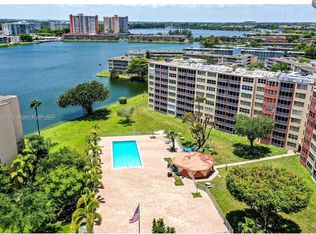 1700 NE 191st St APT 111, North Miami Beach, FL 33179