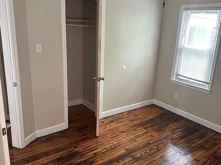 9781 Wayburn St — Photo 29