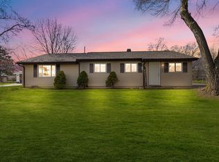 5137 Farm Rd, Waterford, MI 48327