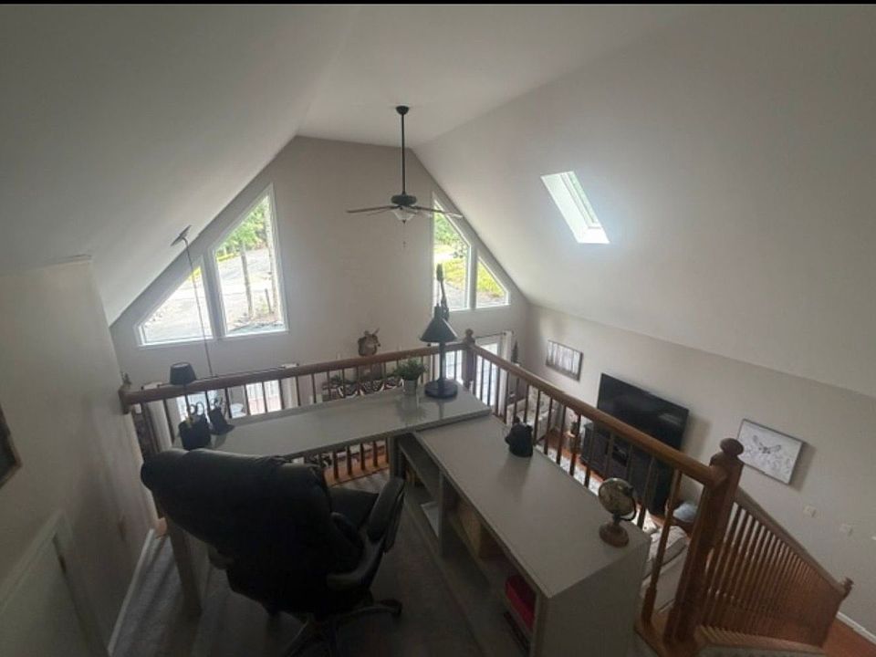 1st image of 129 Laurel Rd