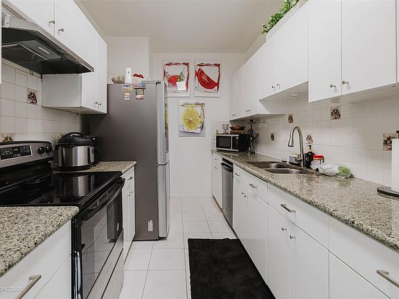 5th image of 6000 Reims Rd APT 3706