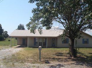 2 Willow Rd, Newport, AR 72112