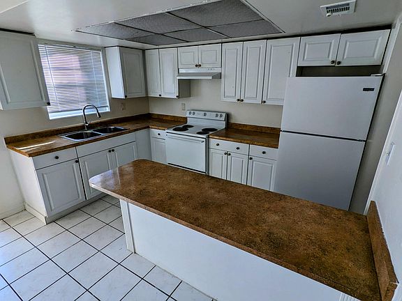 4th image of 2592 Tulane Ave APT 2