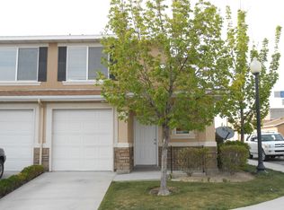626 W Hidden Bluff Cv, Sandy, UT 84070