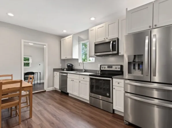 7 Abbotsford St #2, Dorchester, MA 02121