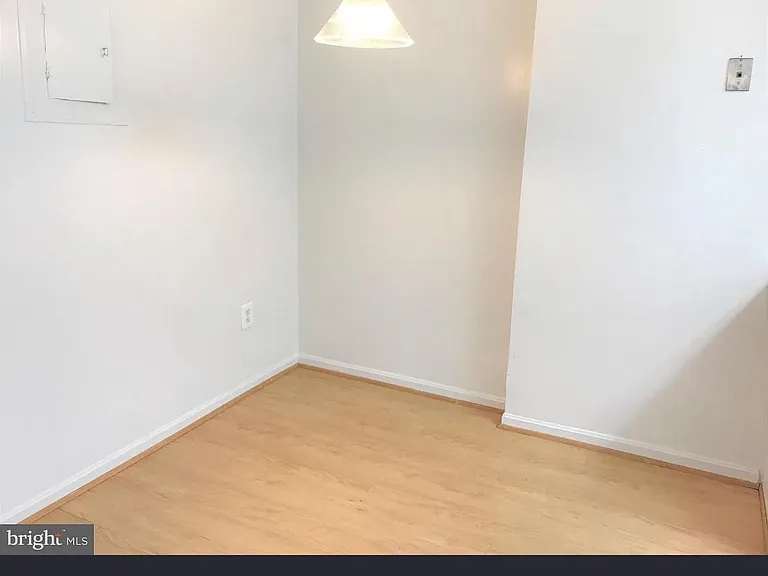 7401 Westlake Ter — Photo 1