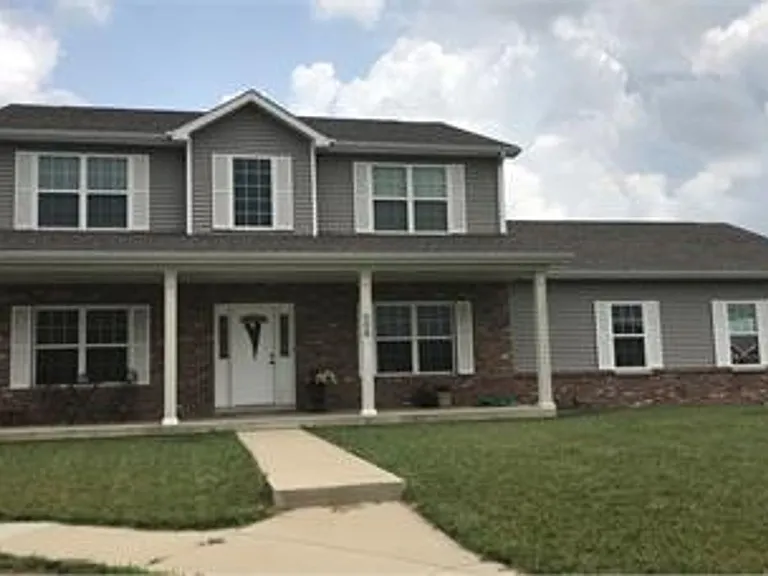 508 Macy Ln — Photo 1