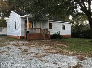 502 Oak St, Graham, NC 27253