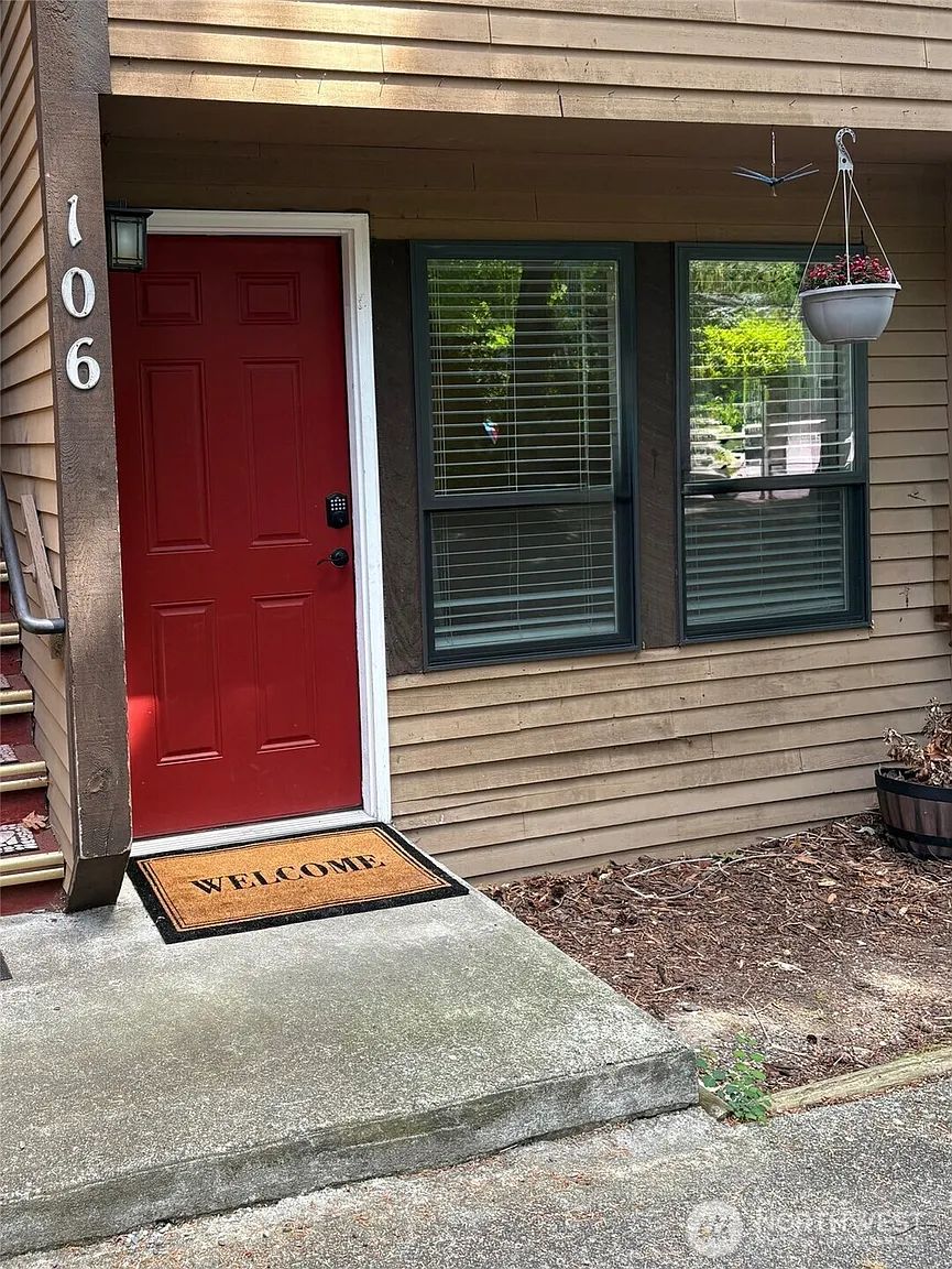 1101 SW Harrier Circle #106 photo 1