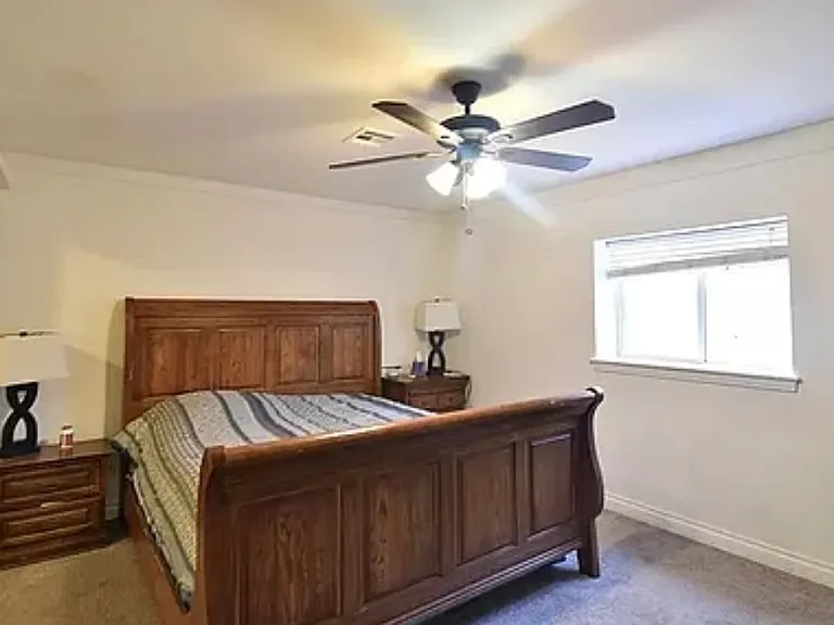 120 Clayton St — Photo 5