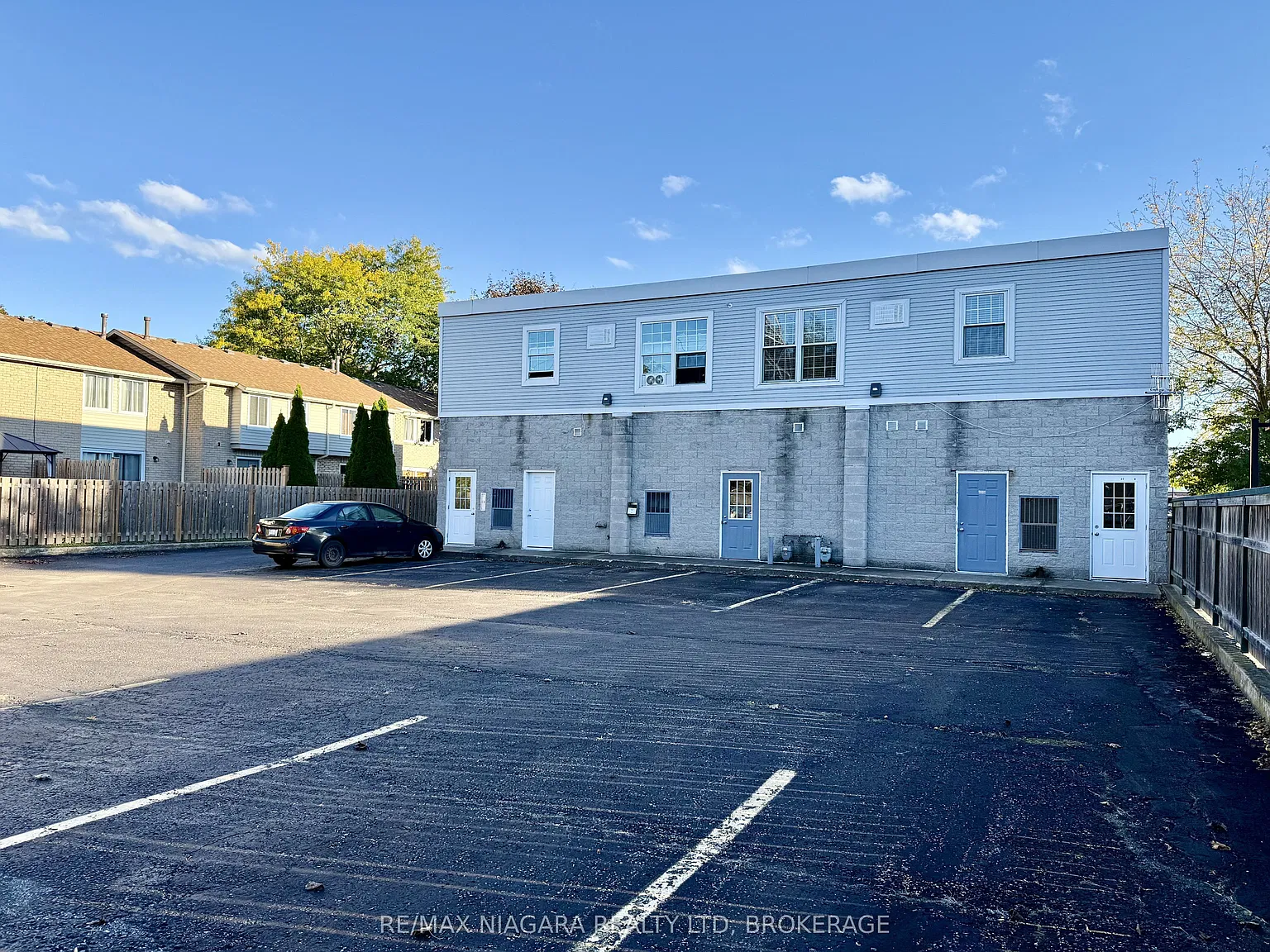 6837 Thorold Stone Rd — Photo 4
