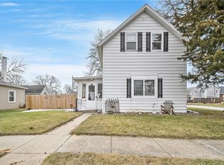106 3rd St SW, Altoona, IA 50009
