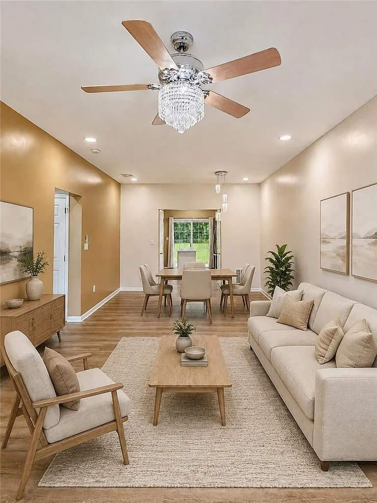 2 bed, 1.0 bath, 1040 sqft, $2,500 — Photo 4