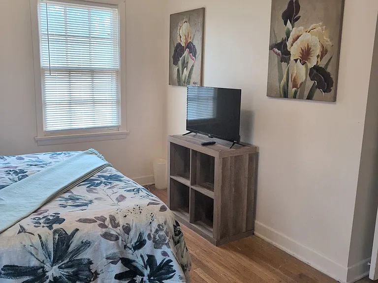 421 W Centennial St — Photo 23