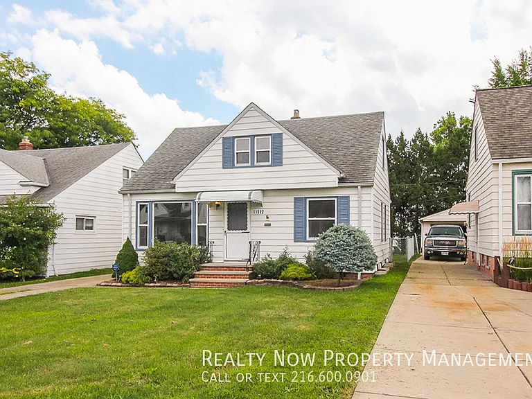 11912 Derby Ave — Photo 26