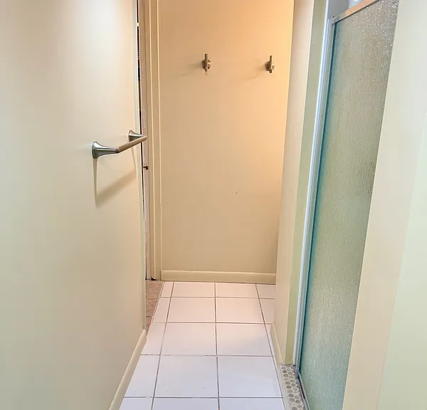 925 S Wilson Ave #3 — Photo 28