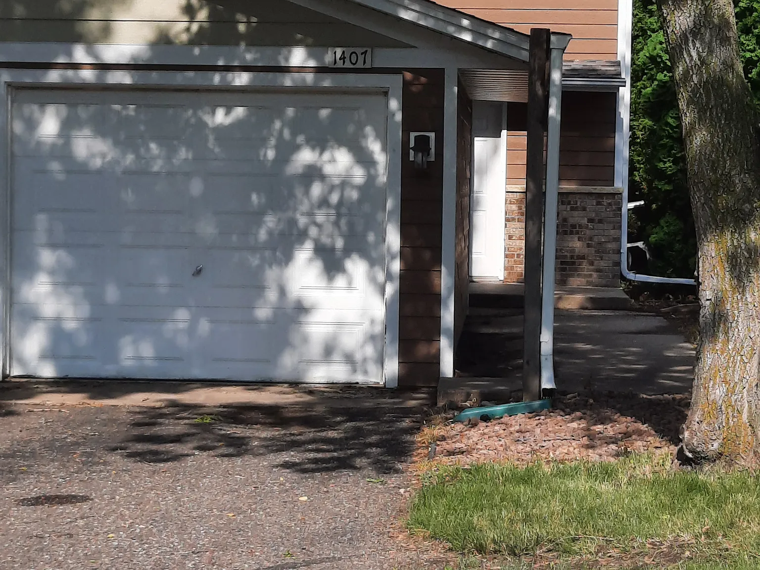 2 bed, 1.5 bath, 1500 sqft, $1,650 — Photo 2