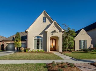 702 N Michot Rd, Lafayette, LA 70508