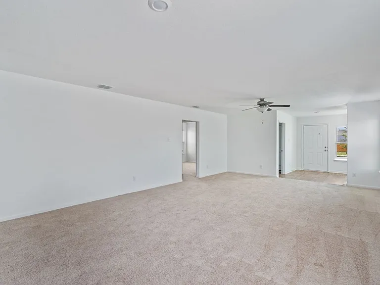 3940 Prairie Crk — Photo 7