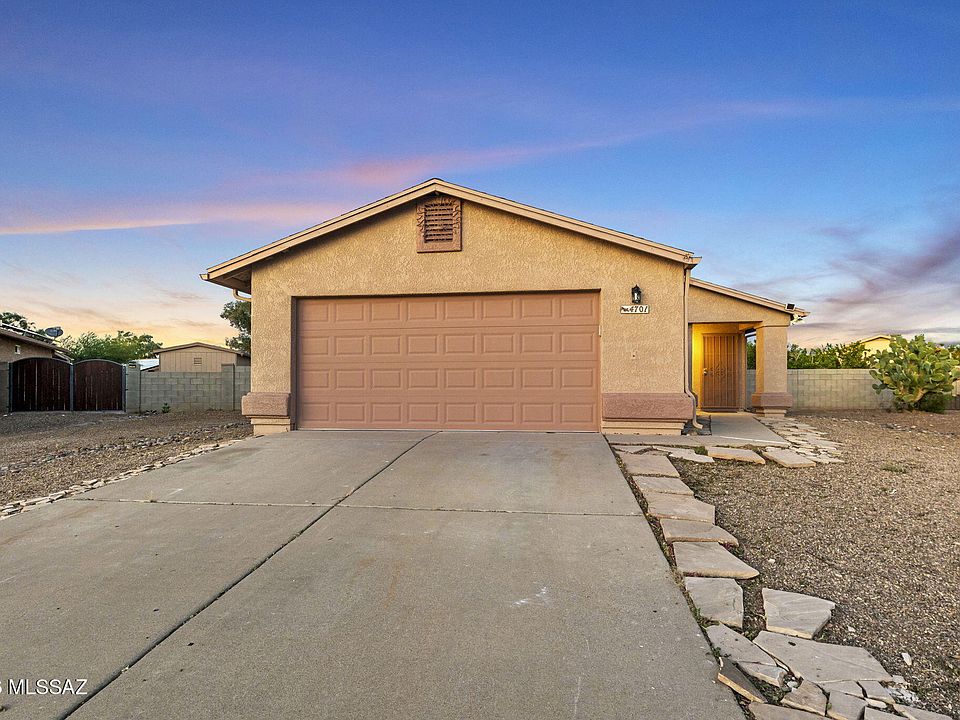 1st image of 4701 S Alderpoint Ct