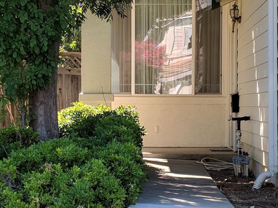 1st image of 649 Grafton Way