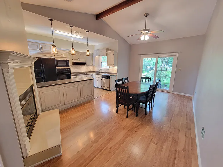 2225 Prytania Cir — Photo 5
