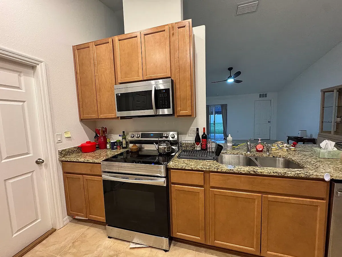 4 bed, 1751 sqft, $800 — Photo 2