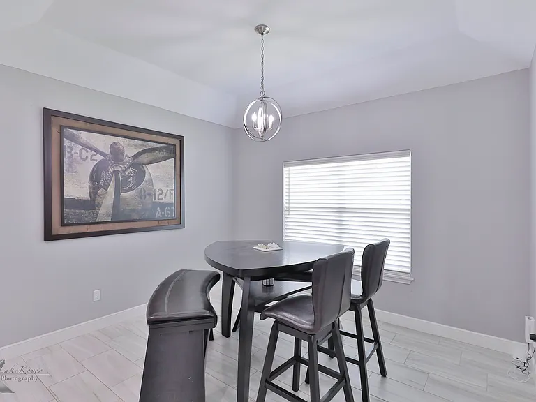 3126 Oakley St — Photo 9