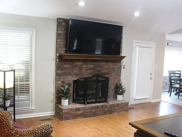 1101 Woodbine Rd — Photo 22