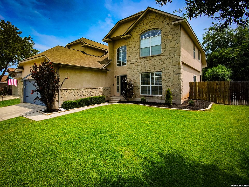 1st image of 216 CORSICA DR