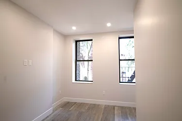 Rented by Harlem Lofts